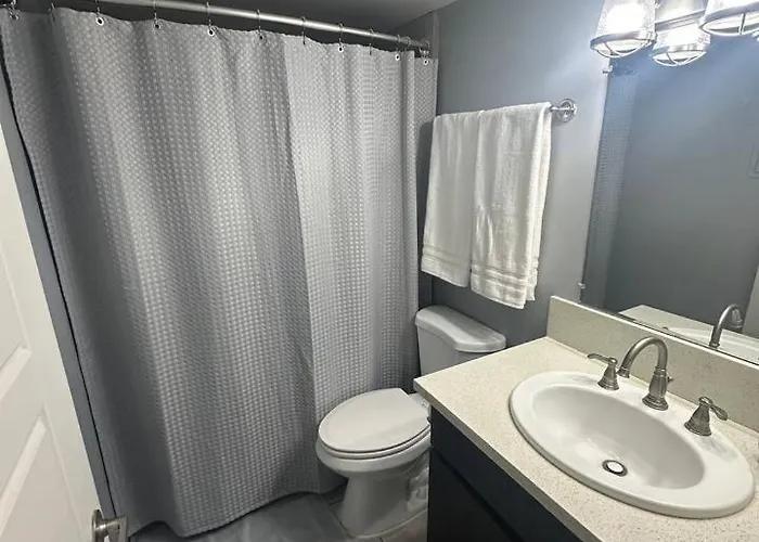 2b1b Location In Phx|pool|airport Holiday home